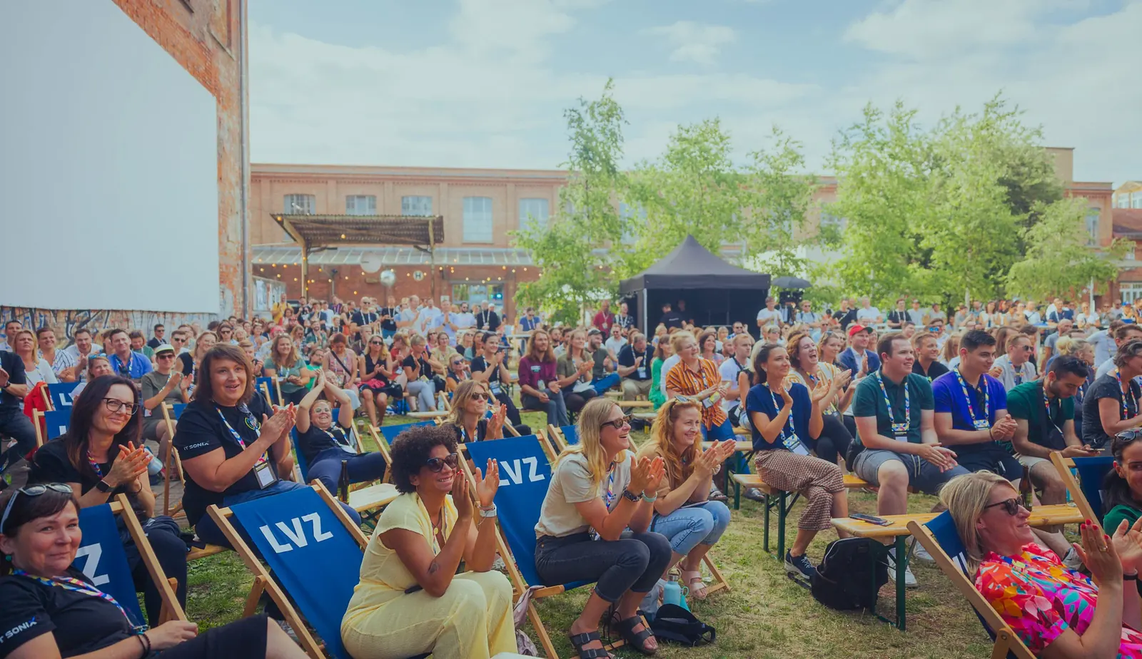 Publikum auf dem MACHN Festival