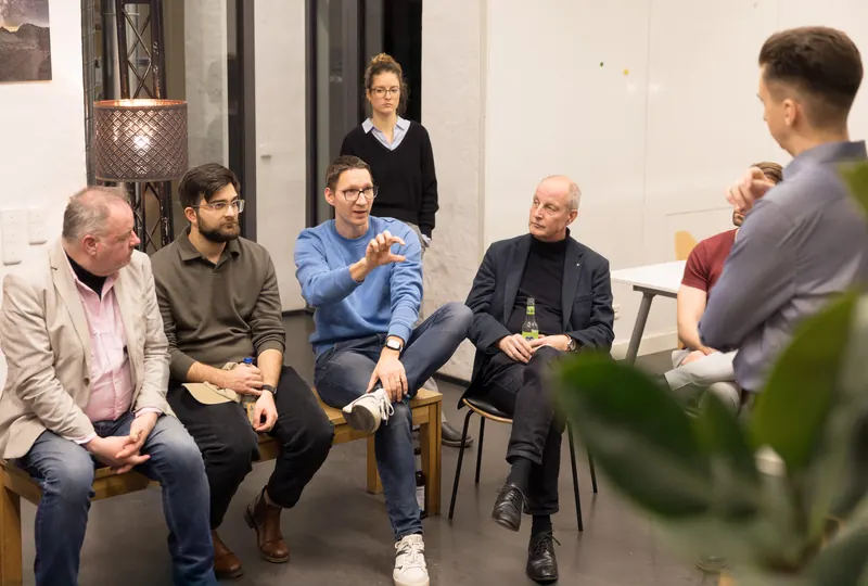 Gesprächsrunde beim Sales & Stories Meetup